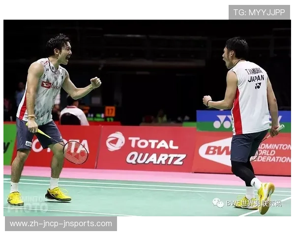 羽毛球球柱距离多少